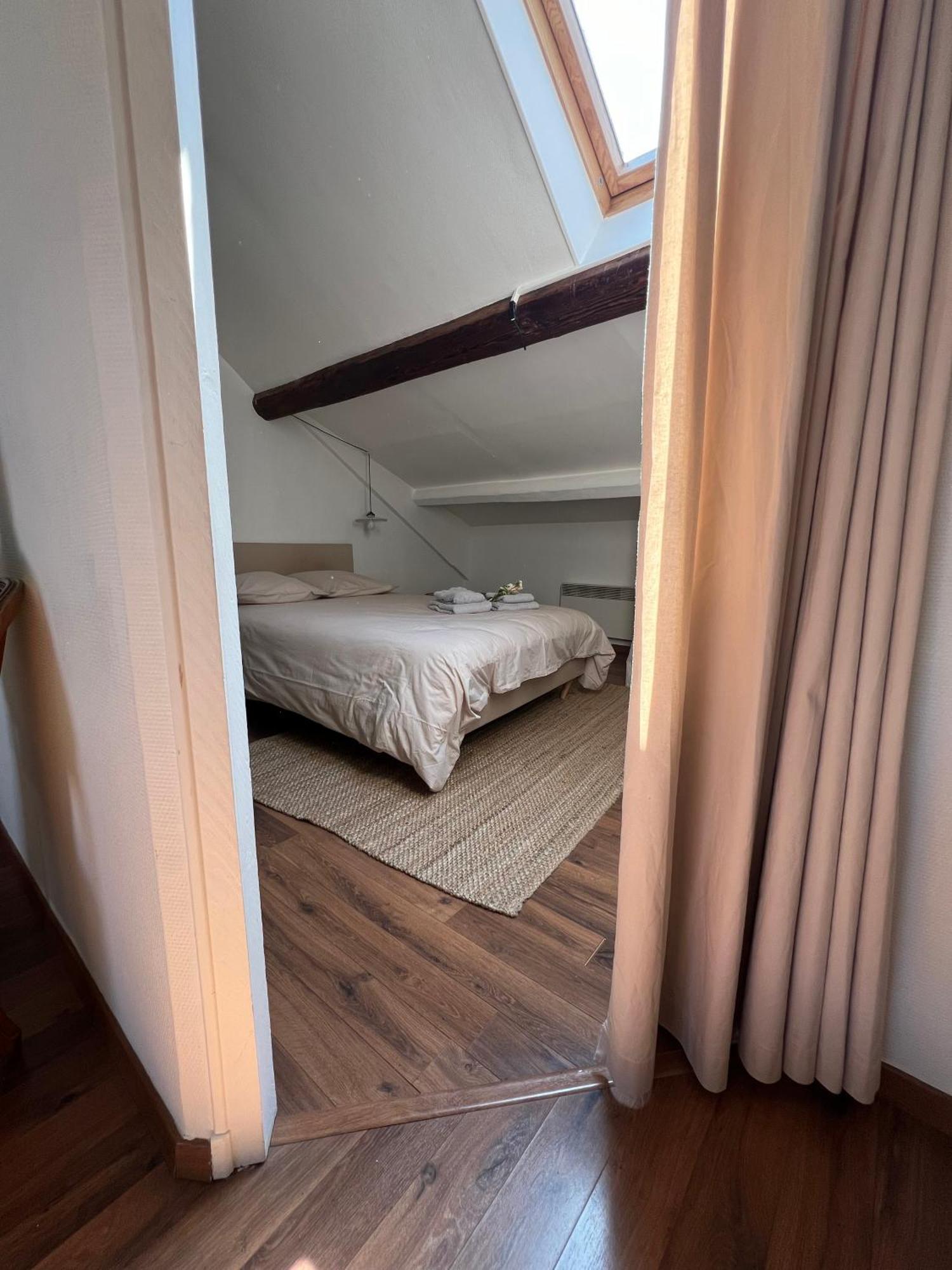 Apartamento Le Fleuri - Reims - Wifi Gratuit - Quartier Calme Exterior foto