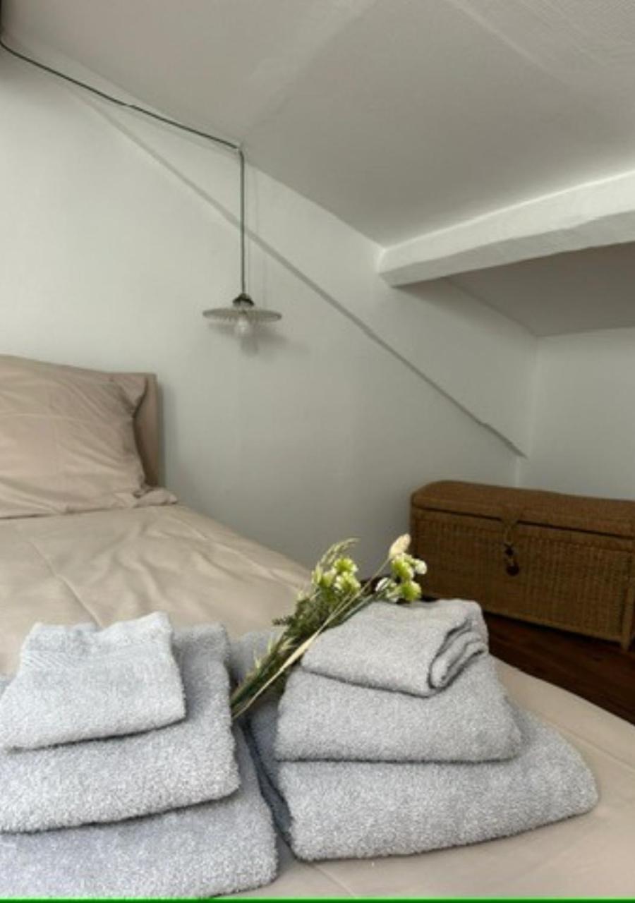 Apartamento Le Fleuri - Reims - Wifi Gratuit - Quartier Calme Exterior foto